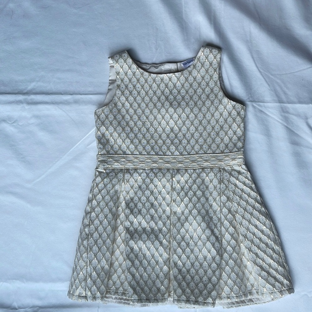 Carter’s toddler occasion dress, fully lined. Button closure at back